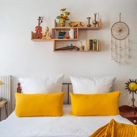 Apartament Explorer House *