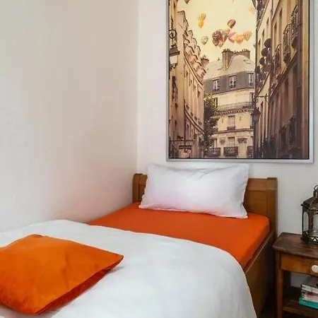 Apartment Explorer House