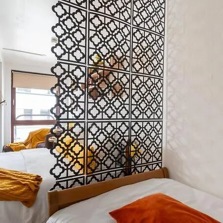 Apartment Explorer House