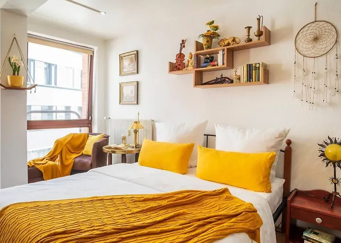 Explorer House Apartment