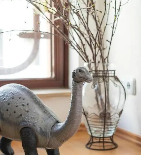 Explorer House Apartment *